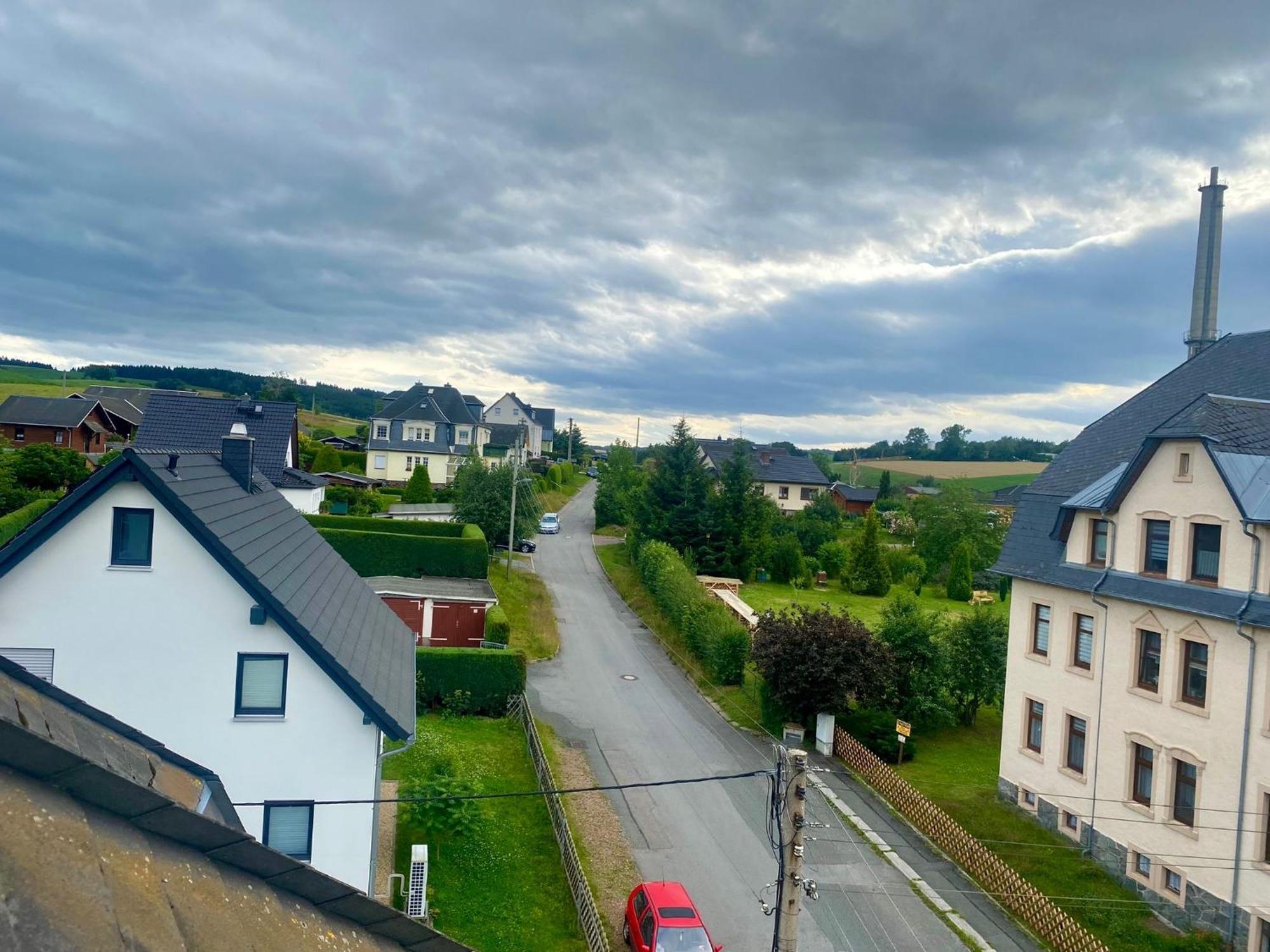 Apartment Dachgeschossloft Mit Aussicht Ins Erzgebirge Gornsdorf