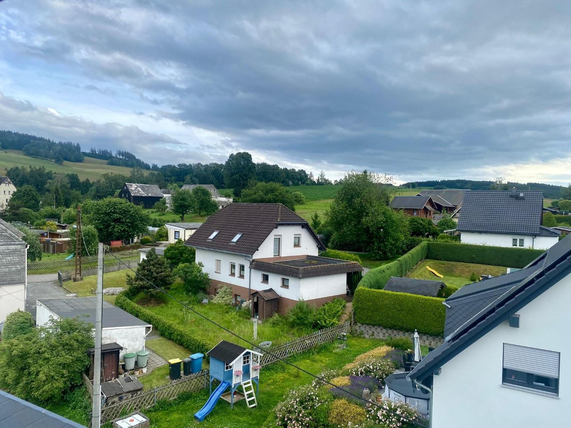 Apartment Dachgeschossloft Mit Aussicht Ins Erzgebirge *