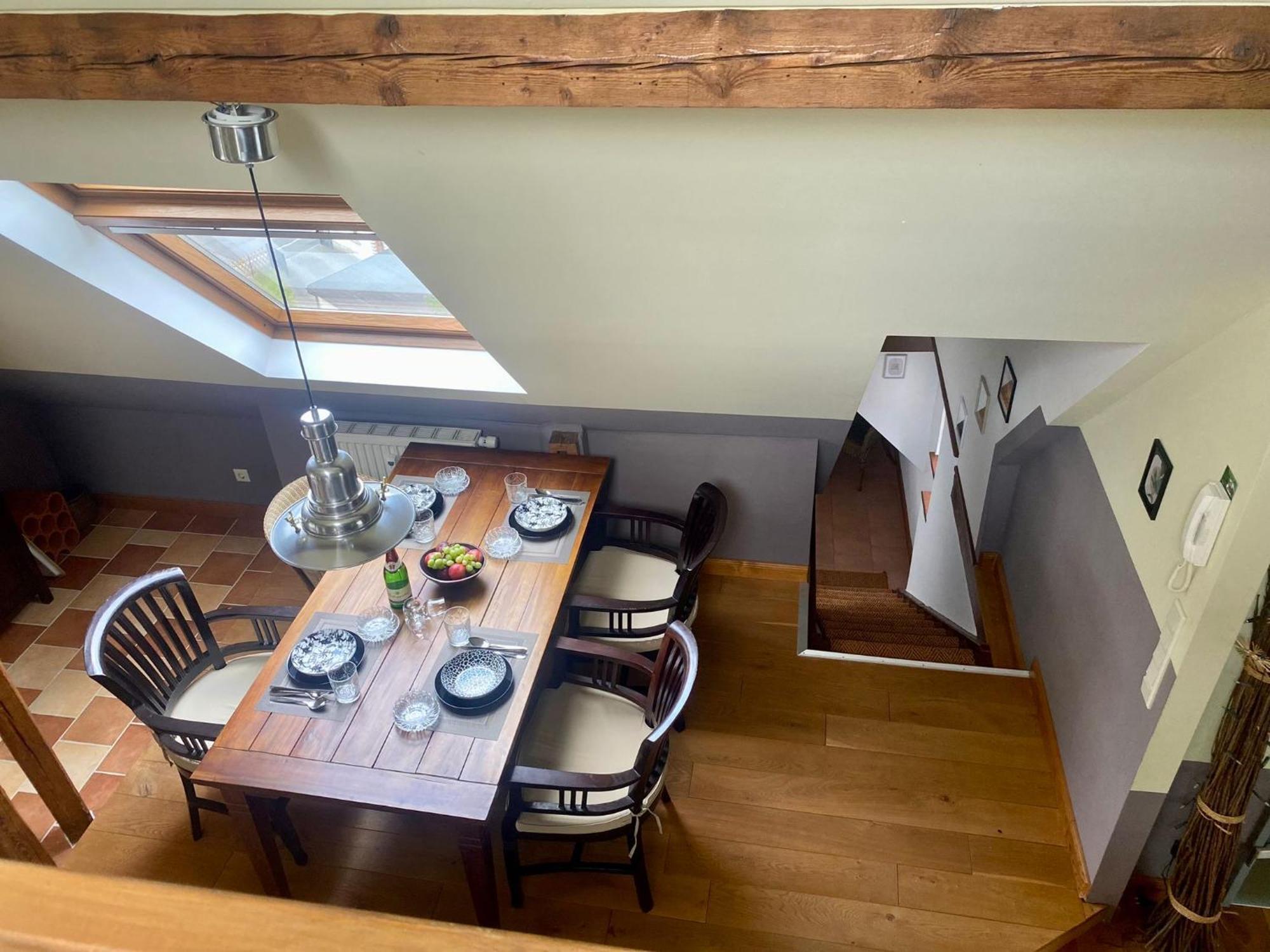 Apartment Dachgeschossloft Mit Aussicht Ins Erzgebirge *